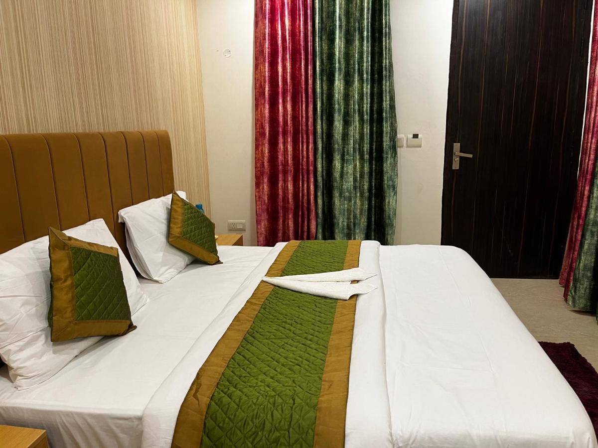 Roomquet Comfort Inn Allāhābād Junction Dış mekan fotoğraf