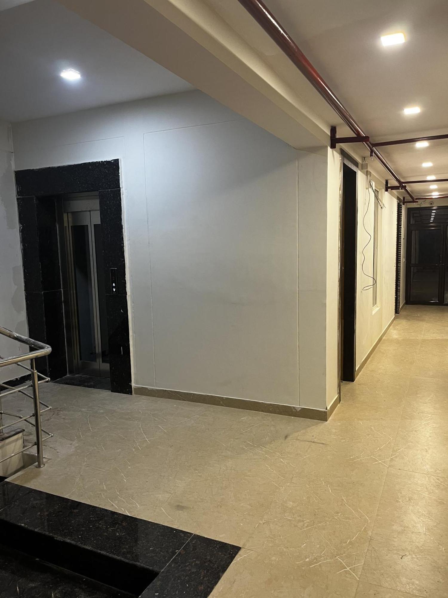 Roomquet Comfort Inn Allāhābād Junction Dış mekan fotoğraf